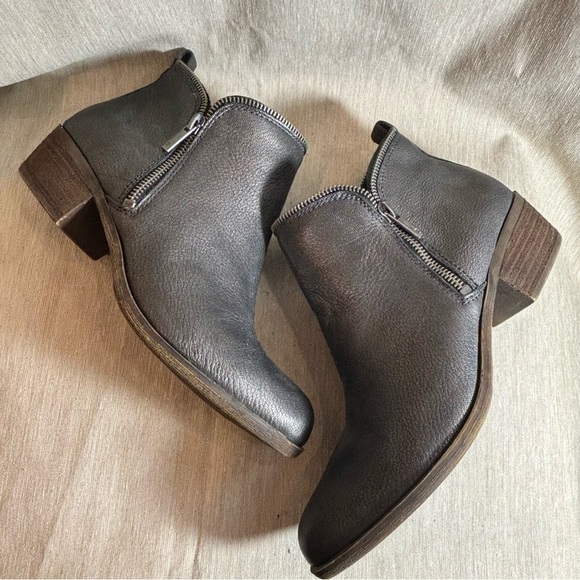 LUCKY BRAND Sz 8 Pewter Colour Pointy Toe Zipper Closure  Stacked Heel Booties - Picture 7 of 12